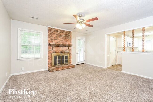 Foto del edificio - 5312 Carolwood Dr