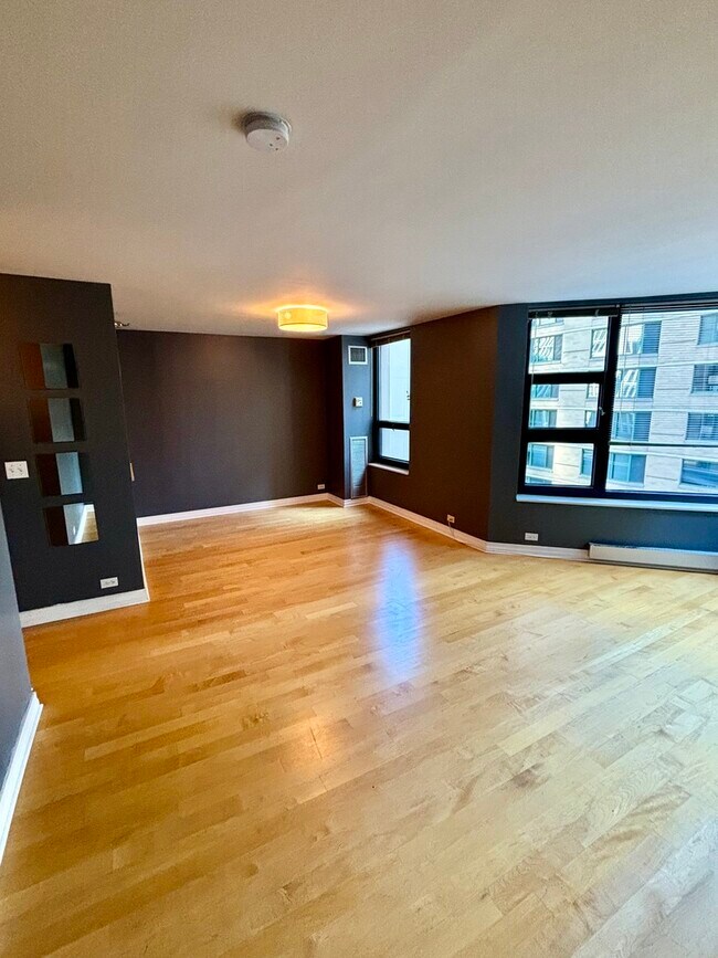 Foto del edificio - 401 E Ontario St