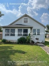Building Photo - 411 S Bennighof Ave