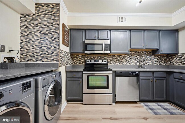 Foto del edificio - 7 Barclay Ct