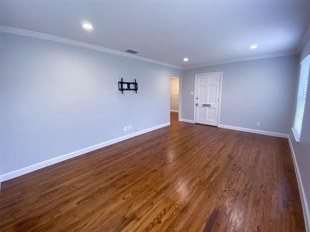 Foto del edificio - 5024 W University Blvd