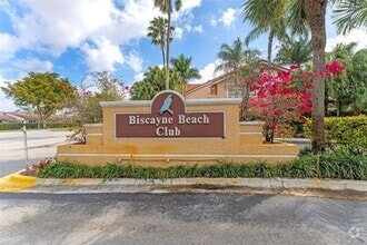 Building Photo - 10441 SW 156th Ct