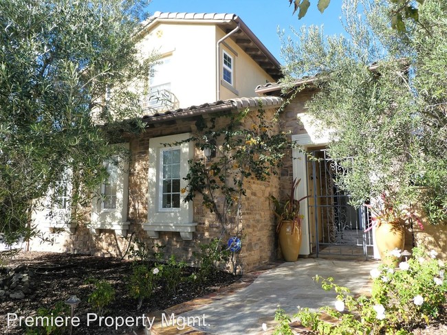 Building Photo - 5 br, 6 bath House - 3234 Corte Paloma