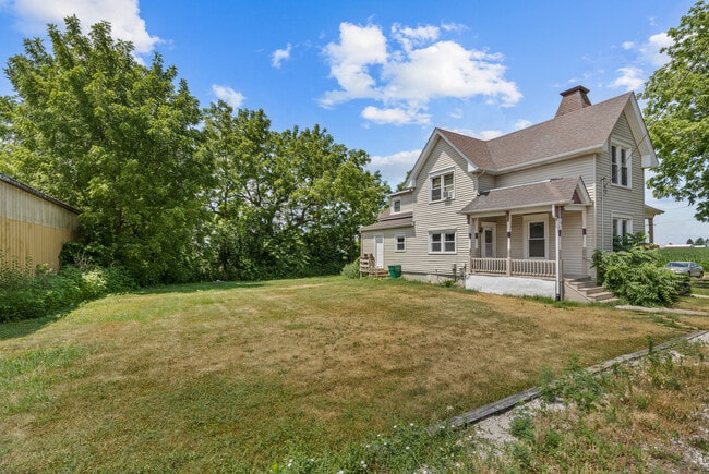 Building Photo - 19025 E County Line Rd