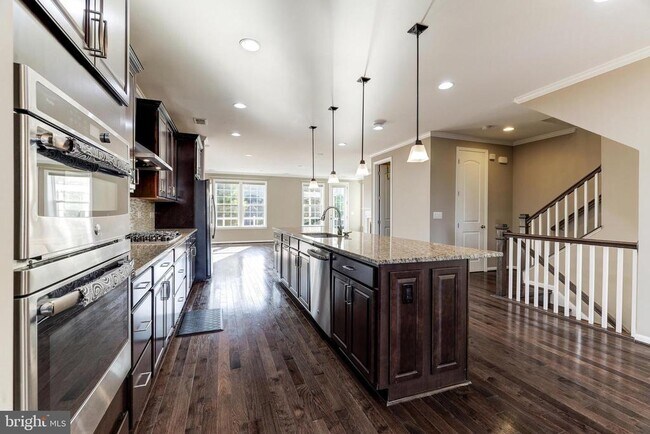 Building Photo - 21501 Willow Breeze Sq