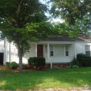 Building Photo - 2807 Jefferson Dr