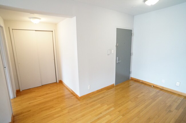 Foto del edificio - 615 E 138th St