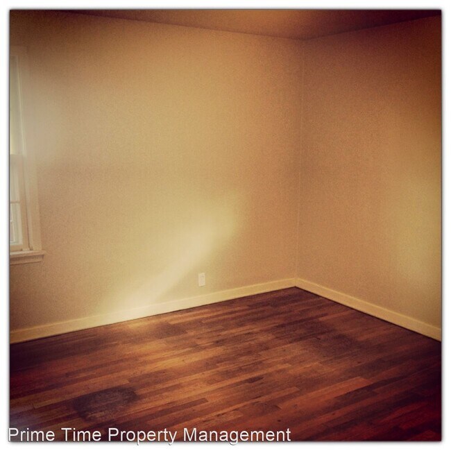 Foto del edificio - 2 br, 1 bath House - 460 N 600 E