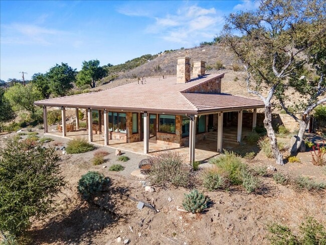 Building Photo - Re-built Cachagua Tuscan Retreat