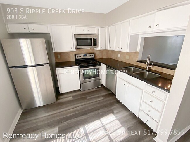 Foto del edificio - 2 br, 2.5 bath House - 903 S Ripple Creek Dr