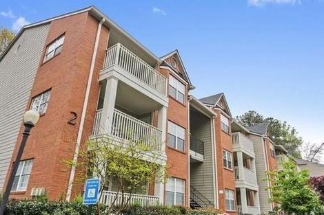 Primary Photo - 2060 Chastain Park Ct NE