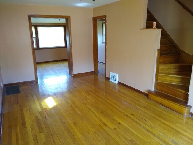 Foto del edificio - 5120 S Mason Ave