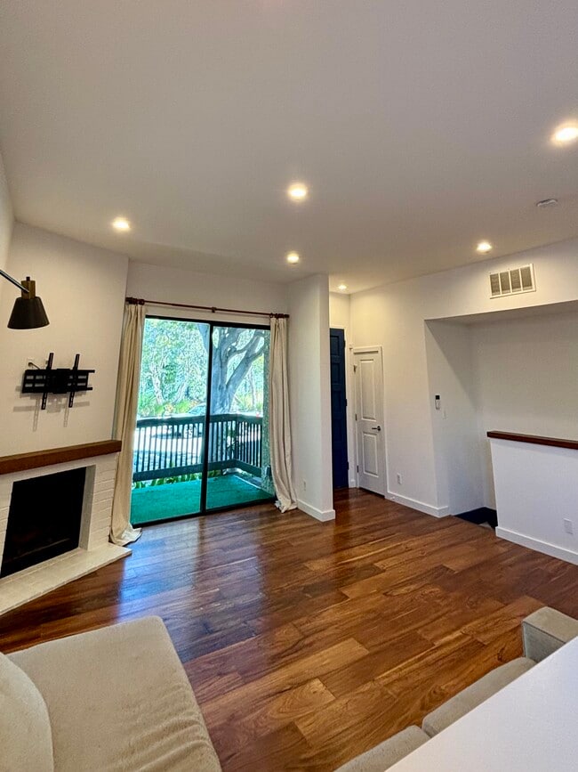Sala de estar - 840 20th St