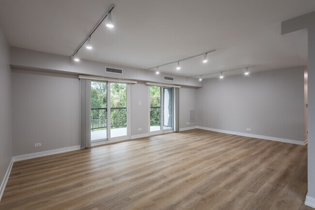 Foto del edificio - 1415 E Central Rd