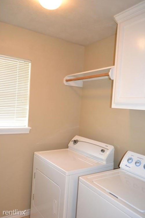 Foto del edificio - 2 br, 2 bath Duplex - 1009 Sun Meadow Ct 1011