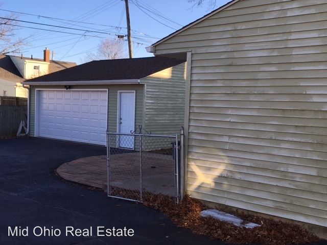 Building Photo - 332 Sturbridge Rd