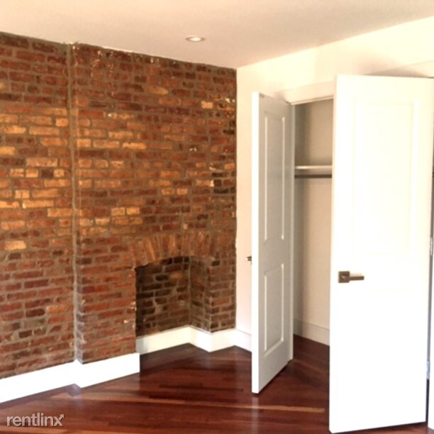 Building Photo - 271 Macon St