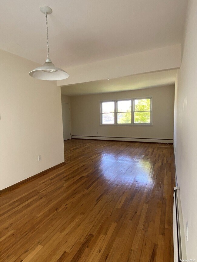 Foto del edificio - 297 Fairfield Ave