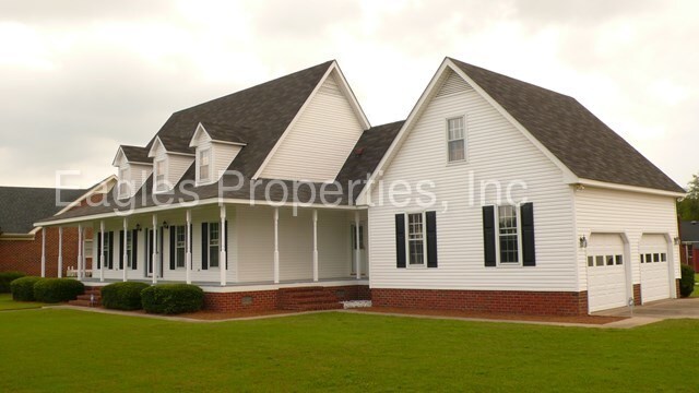 Building Photo - 106 Crosswinds Dr