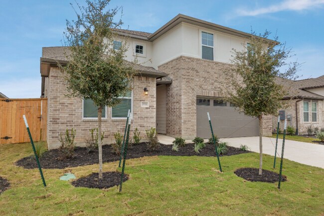 Building Photo - 1533 Sawmill Xing