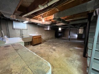 Building Photo - 1301 Pechin Ave SE