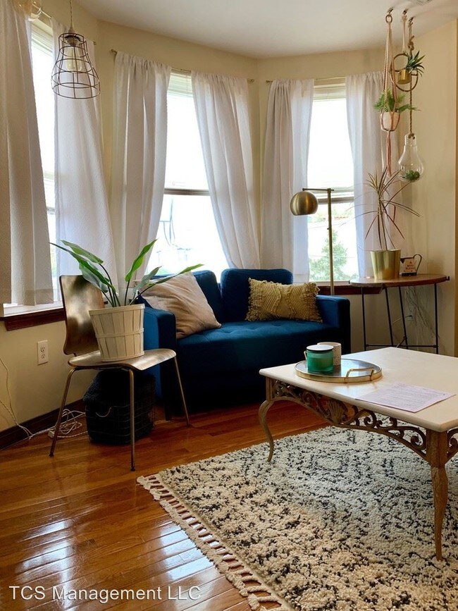 Building Photo - 2 br, 1 bath House - 837 S. 4th St. 3F
