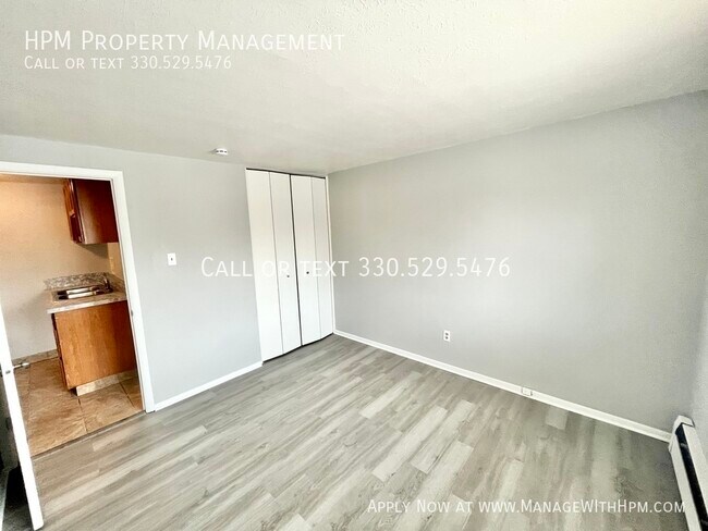 Building Photo - 20604 Lorain Rd