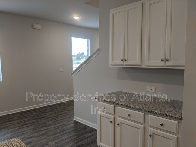 Foto del edificio - 7594 Rudder Cir