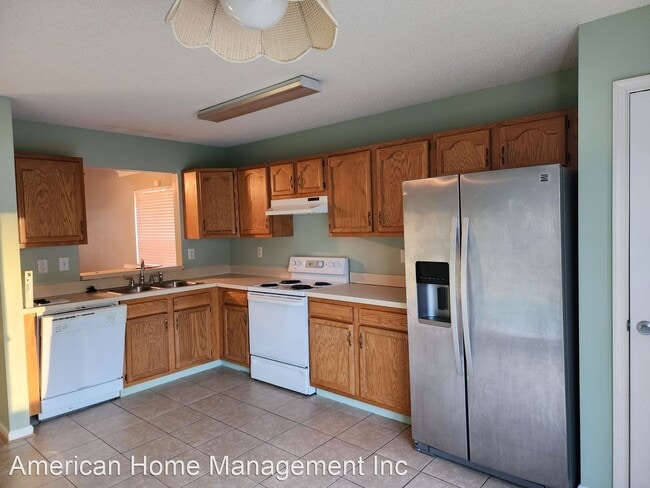 Building Photo - 3 br, 2 bath House - 407 Tyler Ave