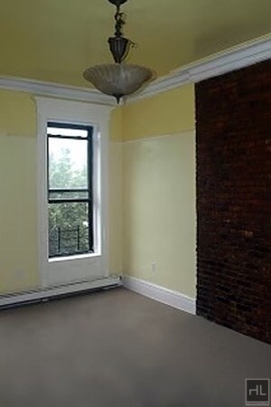 Building Photo - JEFFERSON AVENUE
