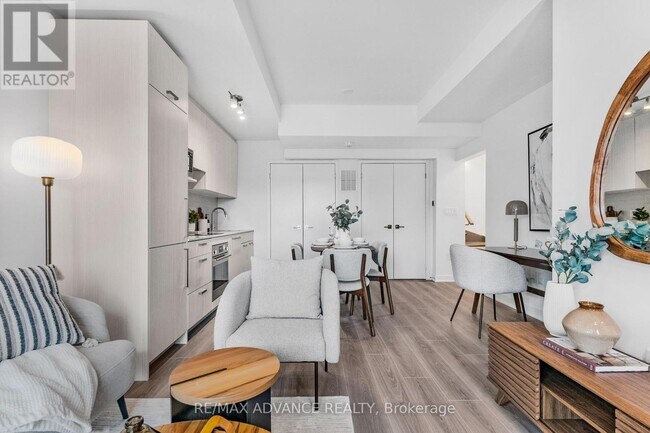 Building Photo - 73 Curlew Dr