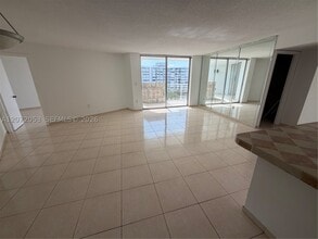 Building Photo - 1200 NE Miami Gardens Dr
