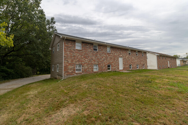 Building Photo - 3710 Weymeyer Dr