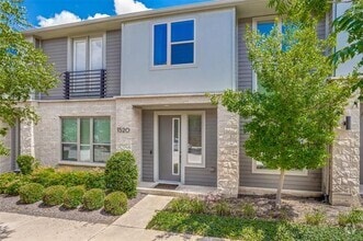 Building Photo - 1520 Navasota Trail