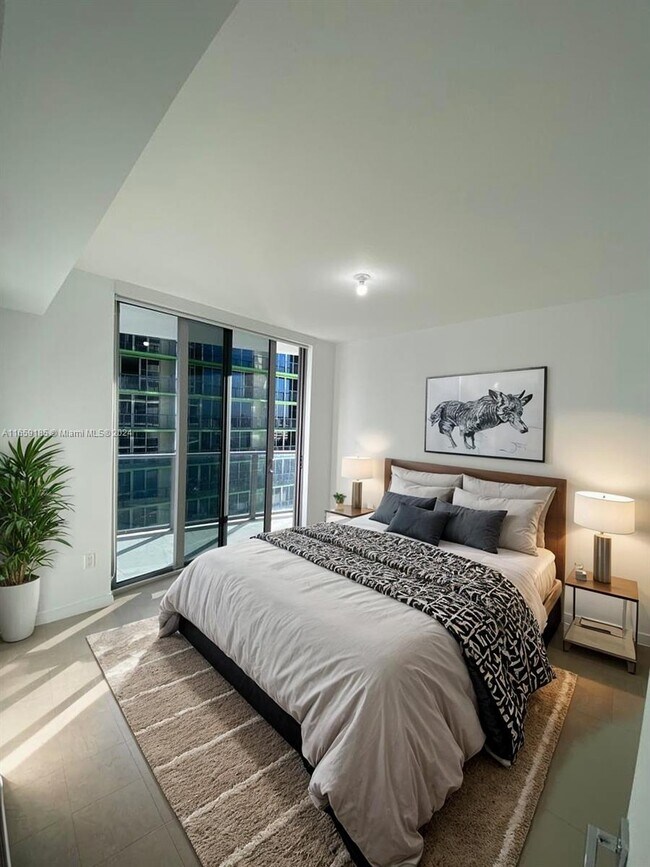 Foto del edificio - 488 NE 18th St
