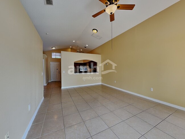 Building Photo - 950 Woodsong Way