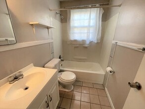 Building Photo - 1224 Pomeroy St