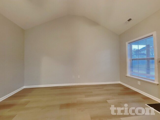 Building Photo - 410 Crutchfield Dr
