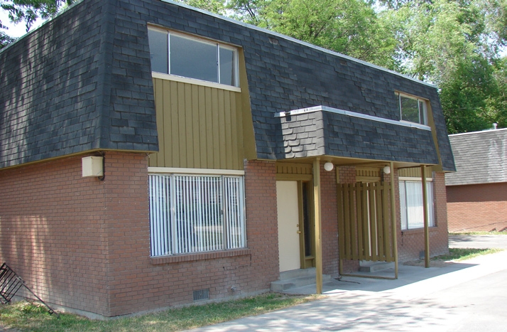Building Photo - Garden Drive Duplexes