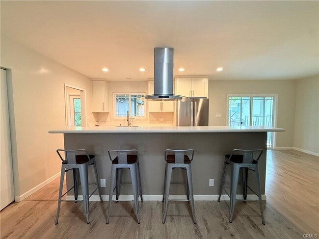 Foto del edificio - 4916 Briggs Ave