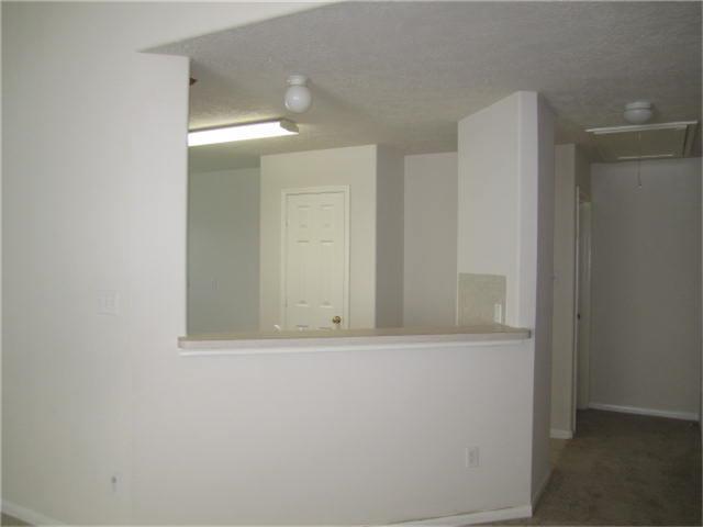Building Photo - 28727 Hidden Lake W