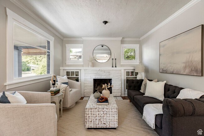 Foto del edificio - PRICE DROP! Liberty Wells Home! TWO Car Ga...