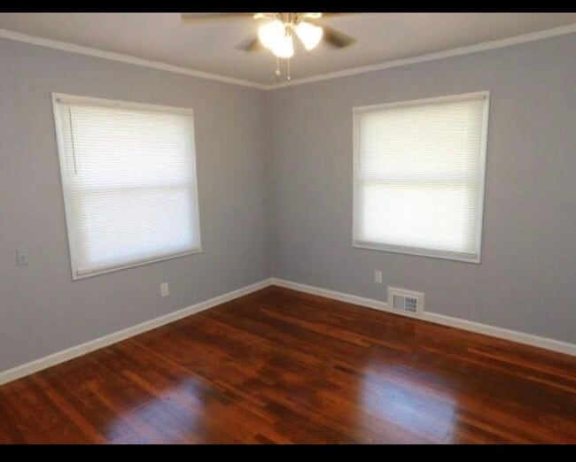 Foto del edificio - 2521 N Bryan Cir