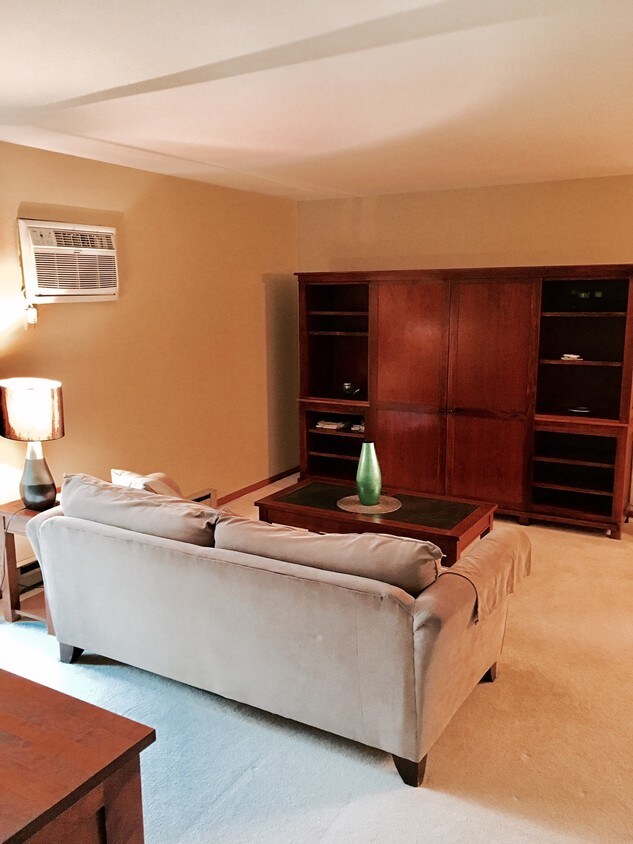 Foto principal - 1212 Grand Ave