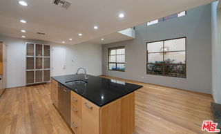 Foto del edificio - 143 Union Jack Mall