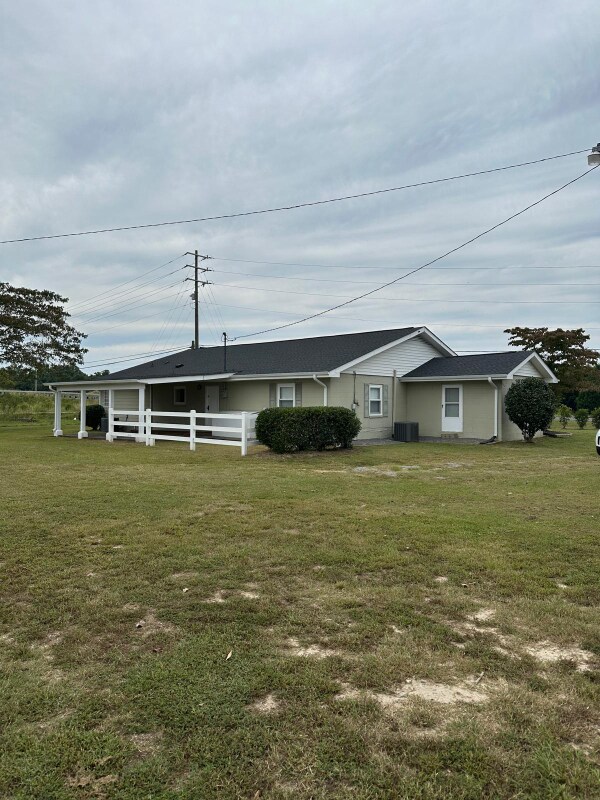 Building Photo - 8913 Sauls Rd