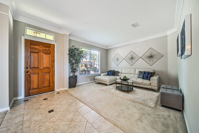 Foto del edificio - 16015 Portmanshire Ln