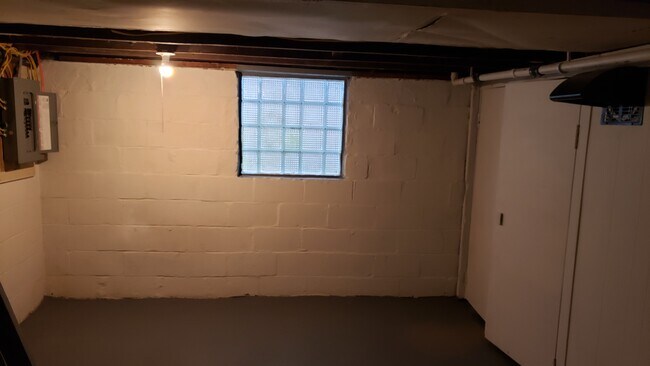 Foto del edificio - 445 S Terrace Ave