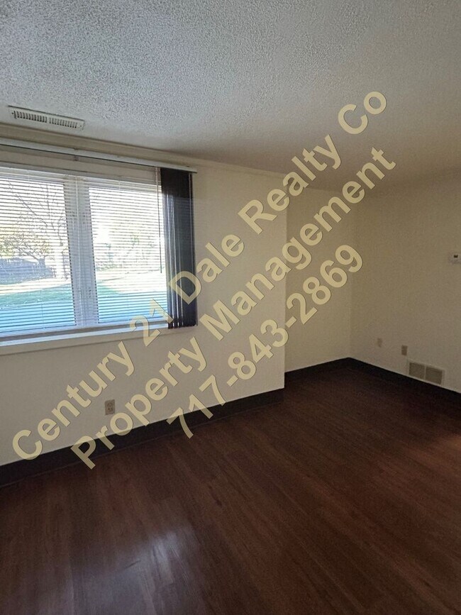 Foto del edificio - Maple St. E 1404