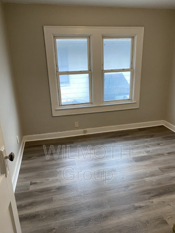 Foto del edificio - 6052 E Washington St